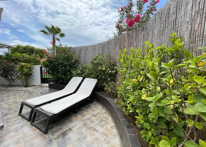 Deluxe Los Porches - By Gestion Vacacional Canarias