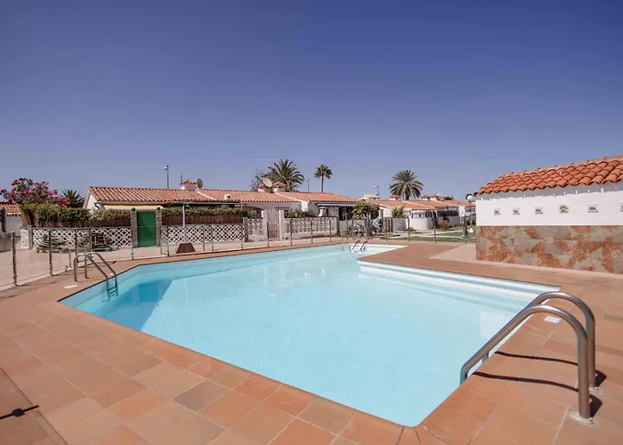Deluxe Los Porches - By Gestion Vacacional Canarias