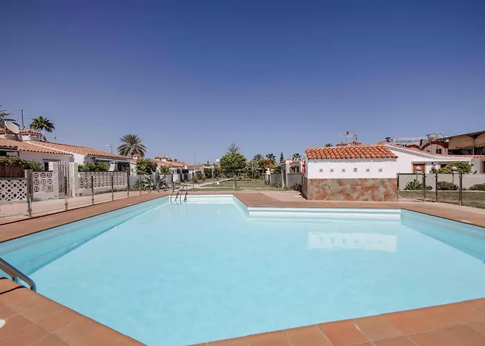 Deluxe Los Porches - By Gestion Vacacional Canarias